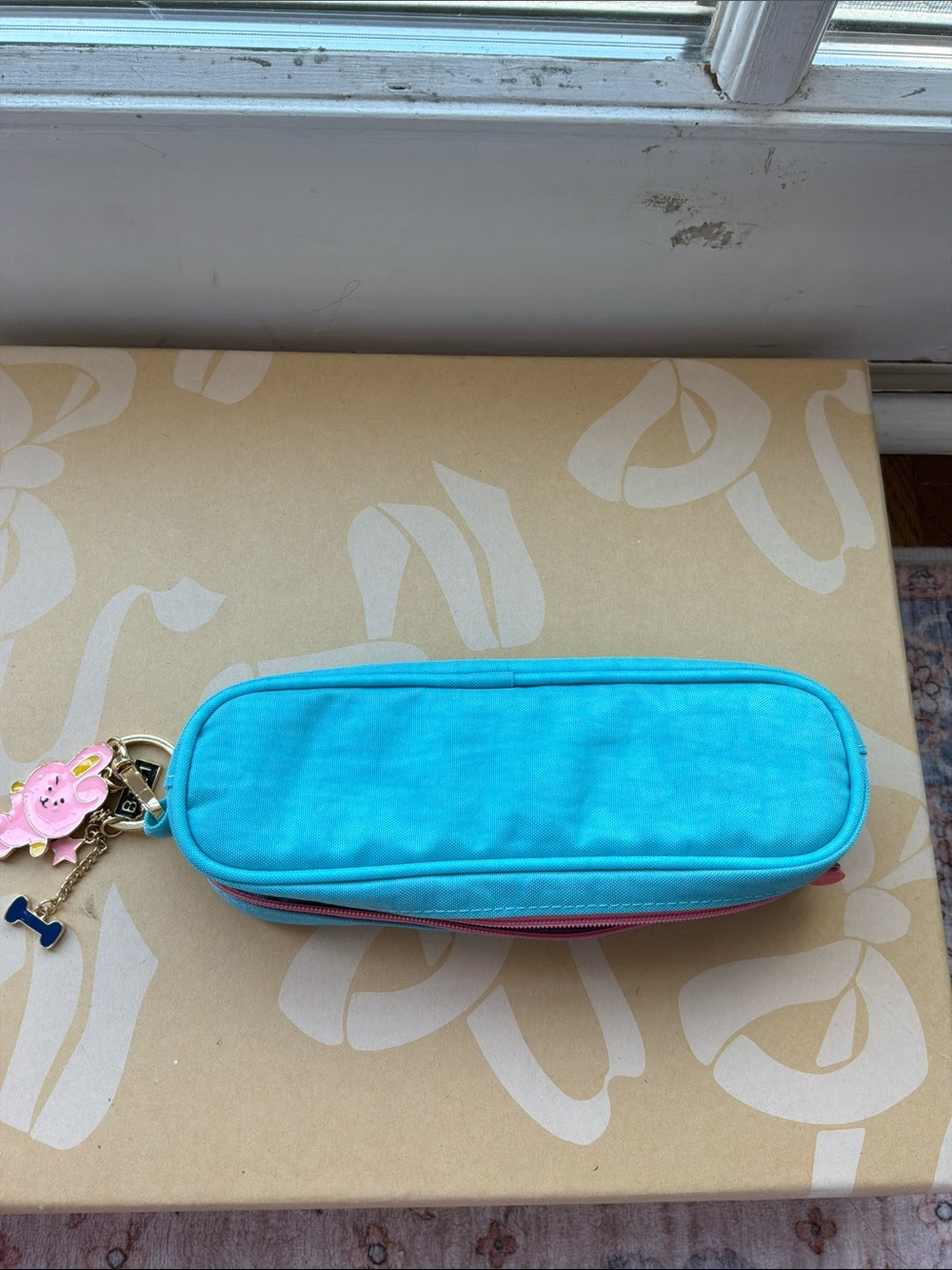 Cooky Pencil Case with Keychain - Picture 3 of 5